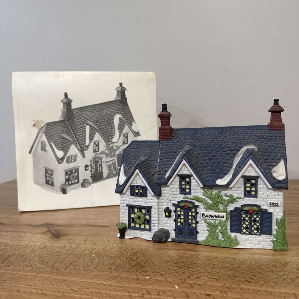 Dept 56 Dickens Heritage Village Oliver Twist Brownlow House #55530 Christmas